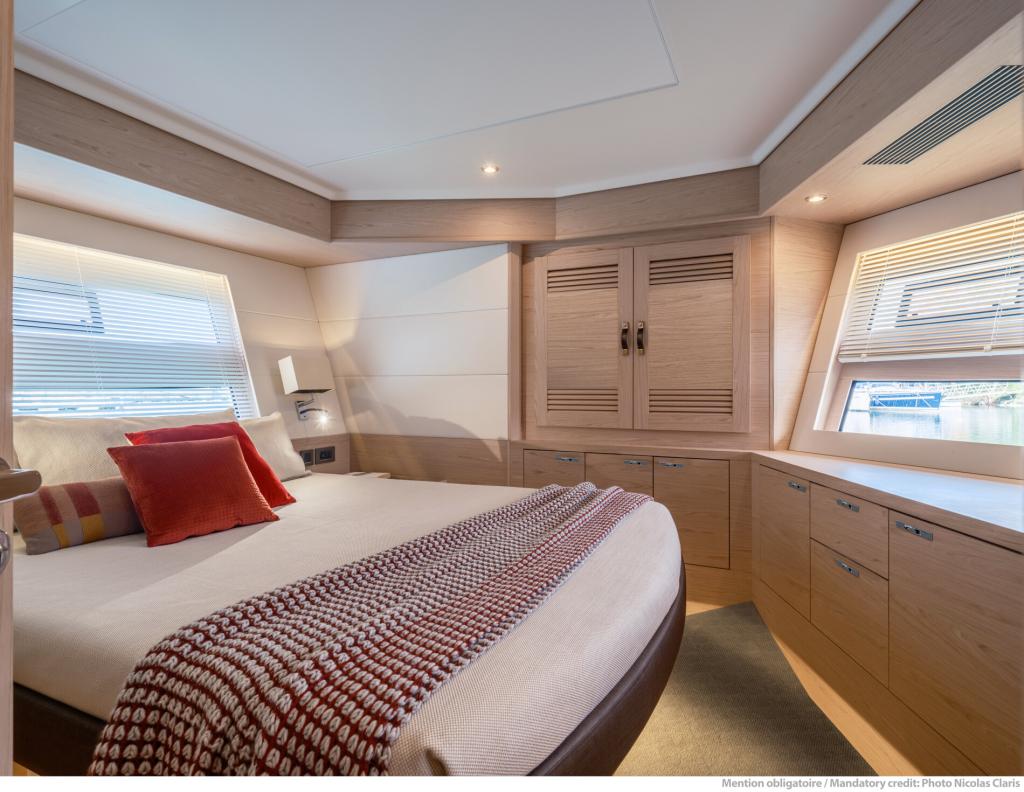 GRAND TRAWLER 63 - IMAGE - INTERIOR