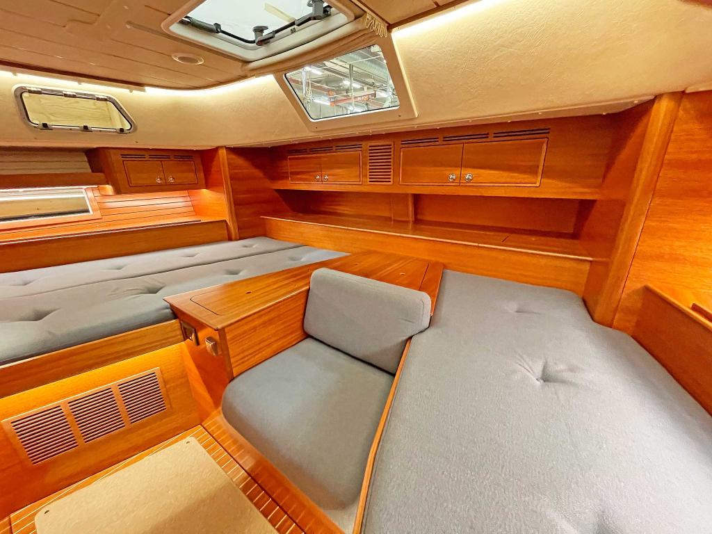 HR40C-splitaftbeds-MRassy