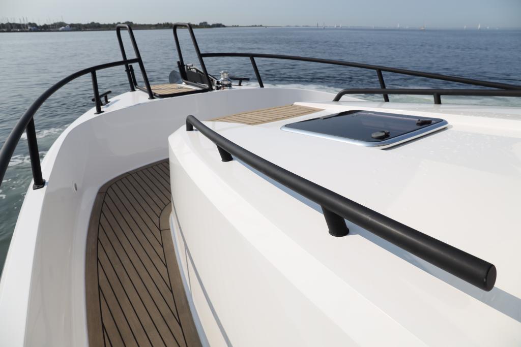 sargo-33-explorer-for-deck.jpg