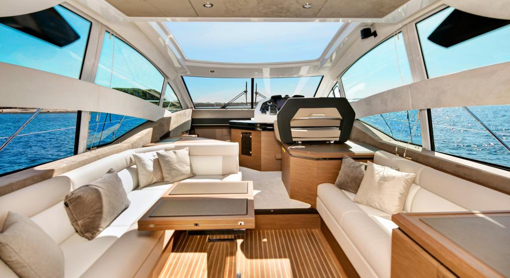 gran-turismo-50-saloon-helm-station-interior.jpg
