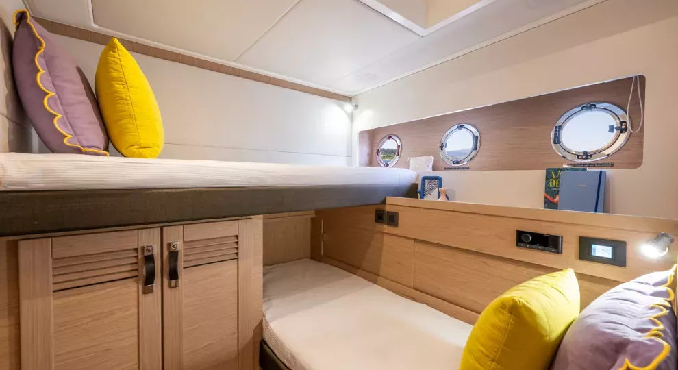 beneteau-swift-trawler-54-gastenhut-twin-bedden.jpg