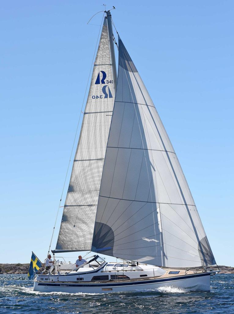 hallberg-rassy-340-sailing-broad-reach-open-sea.jpg