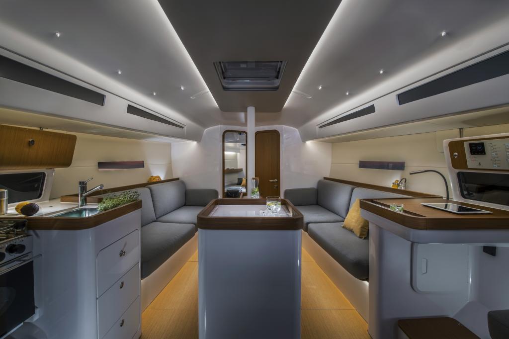first_36_image_interior_saloon_ambient_lighting.jpg