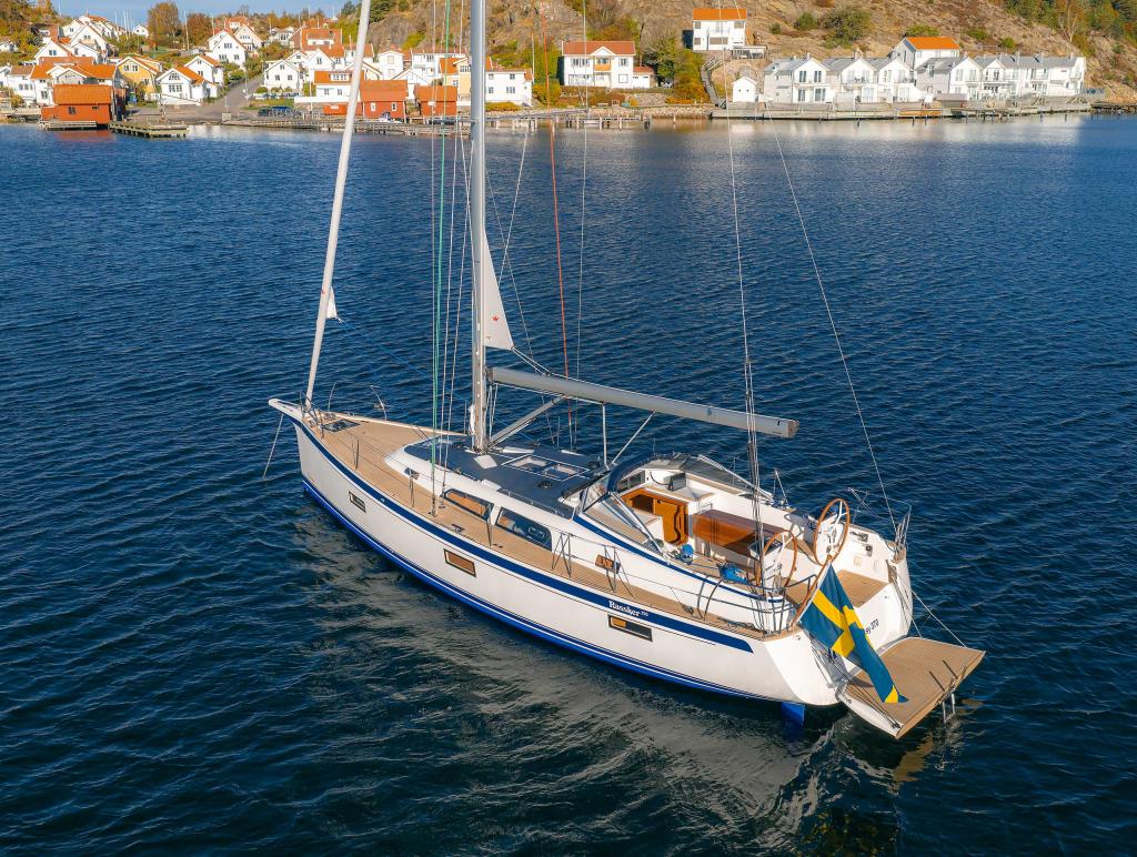 Hallberg-Rassy-370-Anchor.jpg