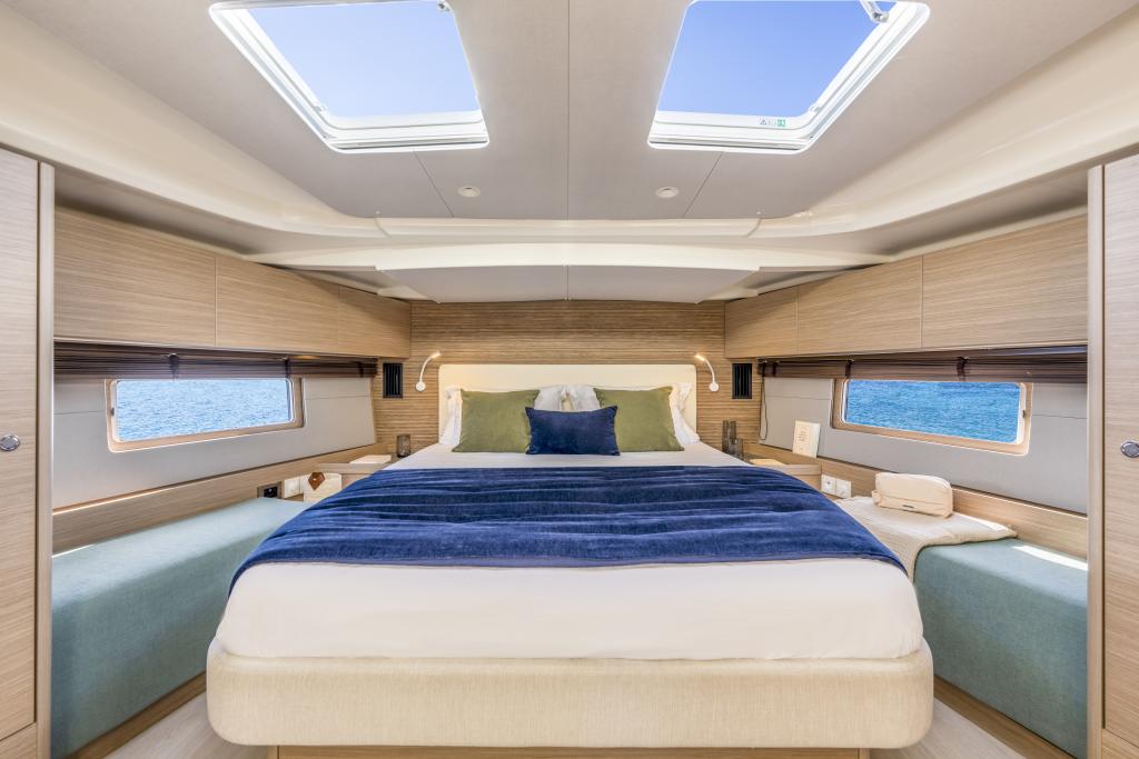beneteau-oceanis-52-owners-cabin-forward-berth.jpg