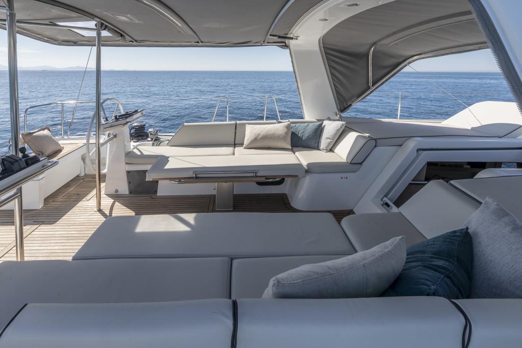 beneteau-oceanis-yacht-54-aft-cockpit-luxury-lounge.jpg