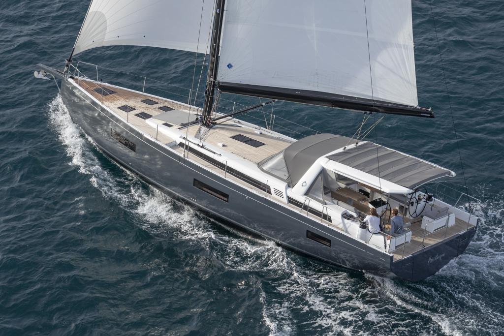 beneteau-oceanis-yacht-60-exterior-sailing-aerial-profile-view.jpg