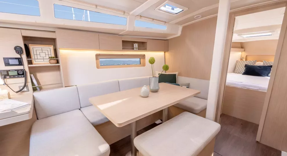 beneteau-oceanis-37-1-interior-dining-area.jpg
