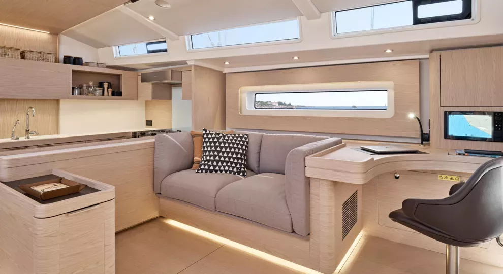 beneteau-oceanis-yacht-60-interior-navigation-station.jpg