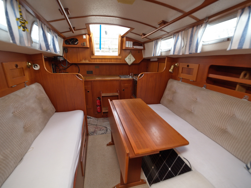 Hallberg-Rassy 29