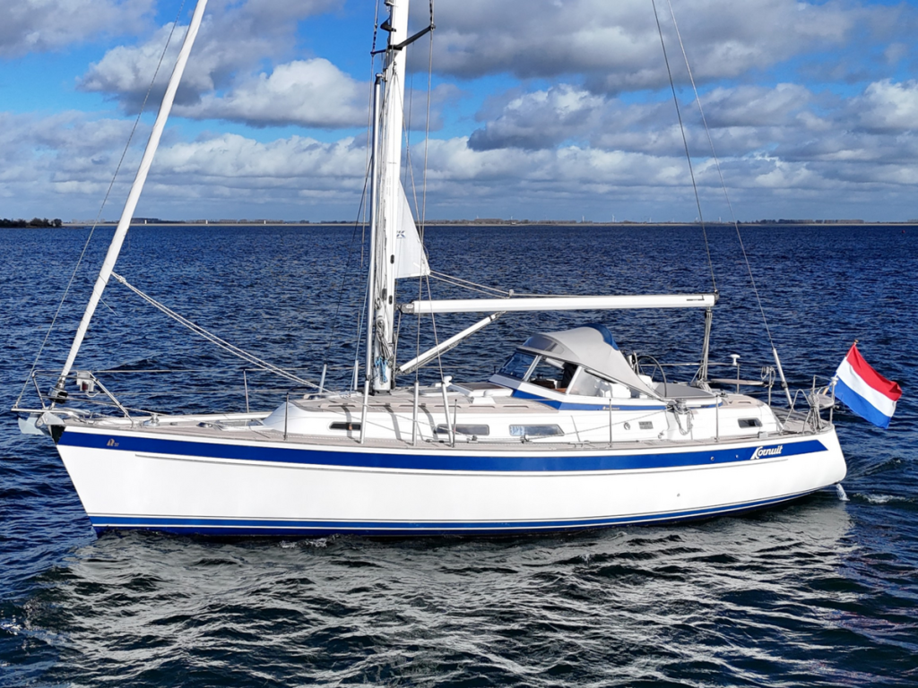 Hallberg-Rassy 37