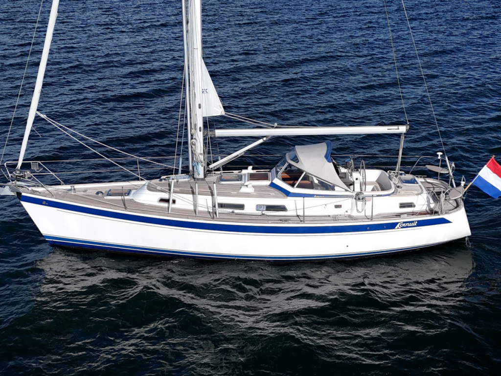 Hallberg-Rassy 37
