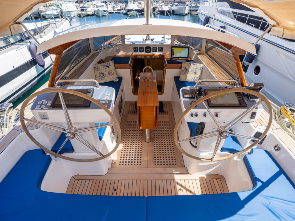 Hallberg-Rassy 50