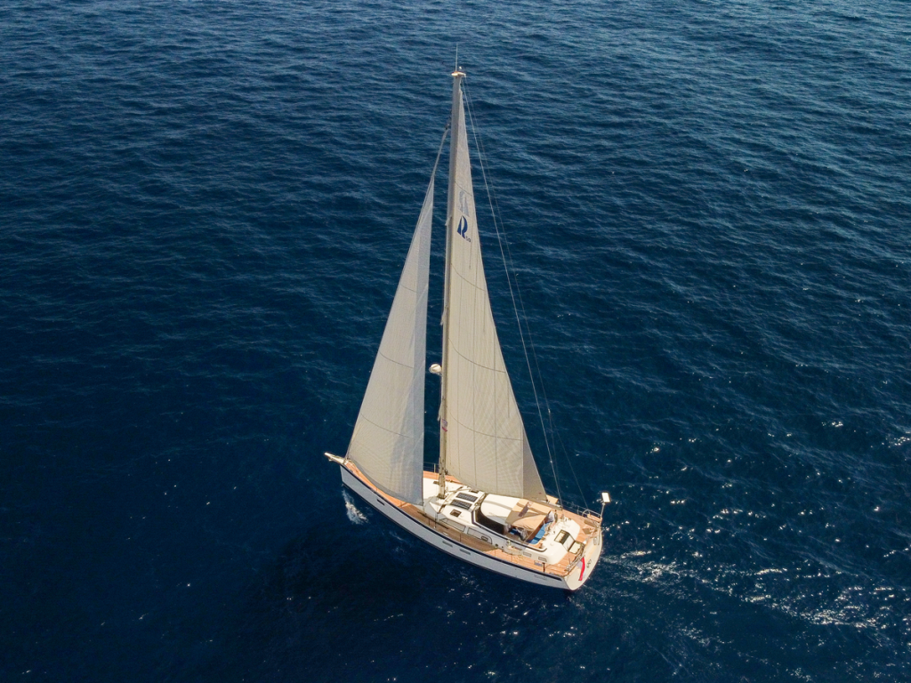 Hallberg-Rassy 50