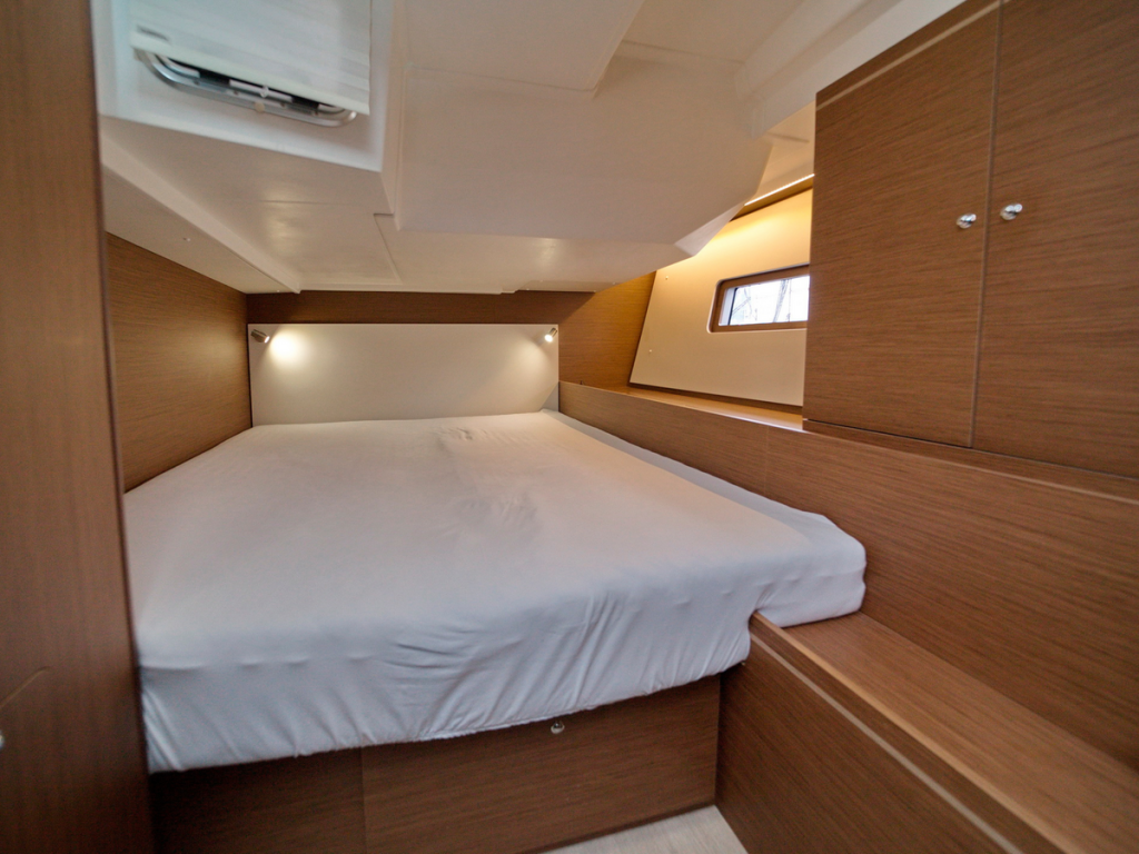 Beneteau Oceanis 51.1