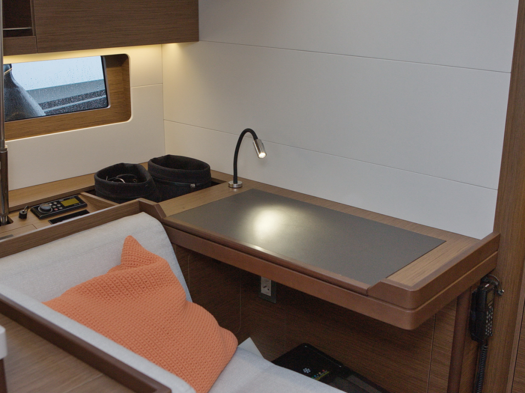 Beneteau Oceanis 51.1