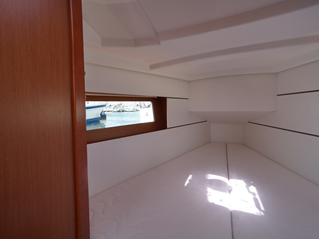 Beneteau Oceanis 35.1