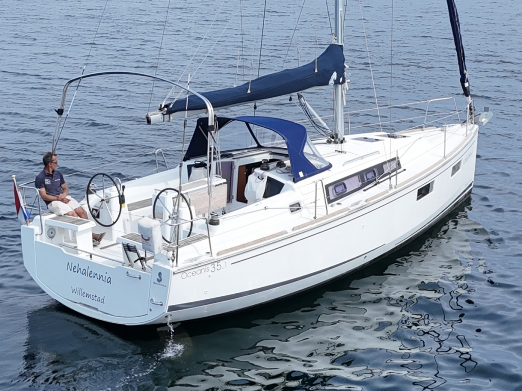 Beneteau Oceanis 35.1