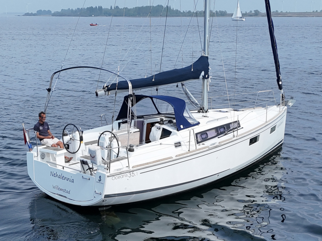 Beneteau Oceanis 35.1