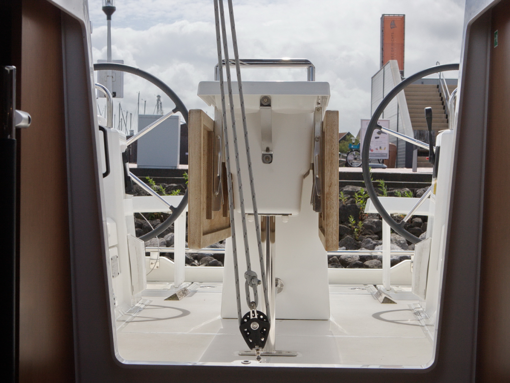 Beneteau Oceanis 35.1