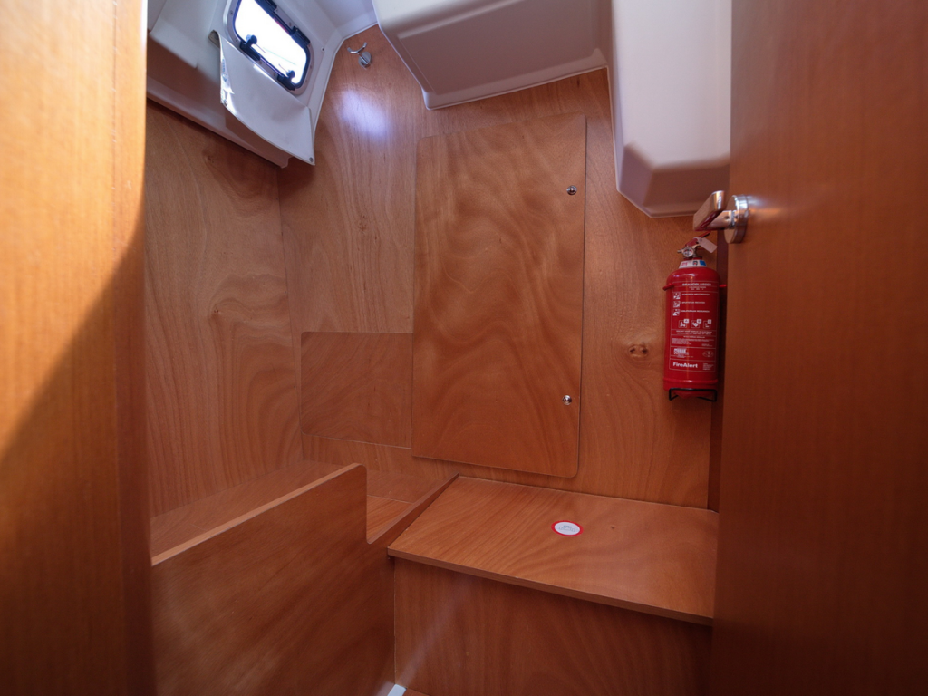 Beneteau Oceanis 35.1