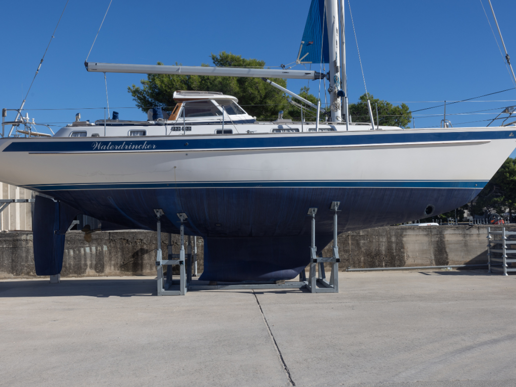 Hallberg-Rassy 42F