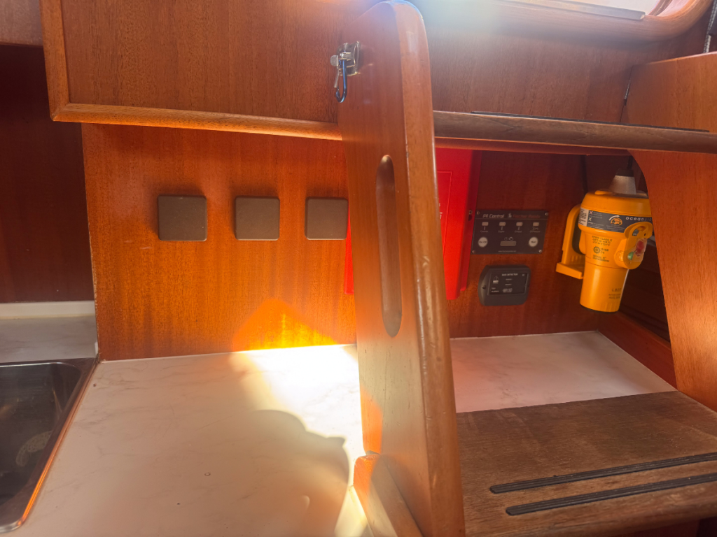Hallberg-Rassy 42F