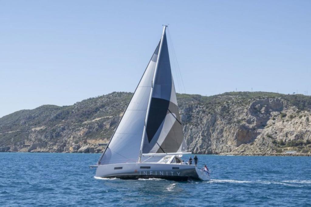 Beneteau Oceanis Yacht 60