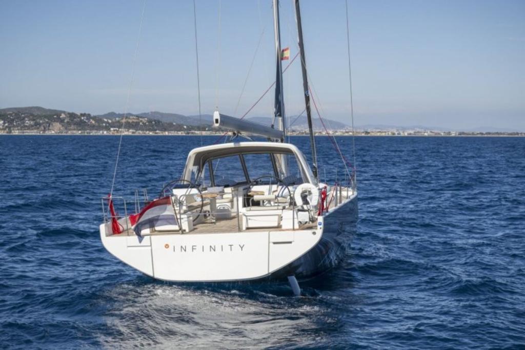Beneteau Oceanis Yacht 60