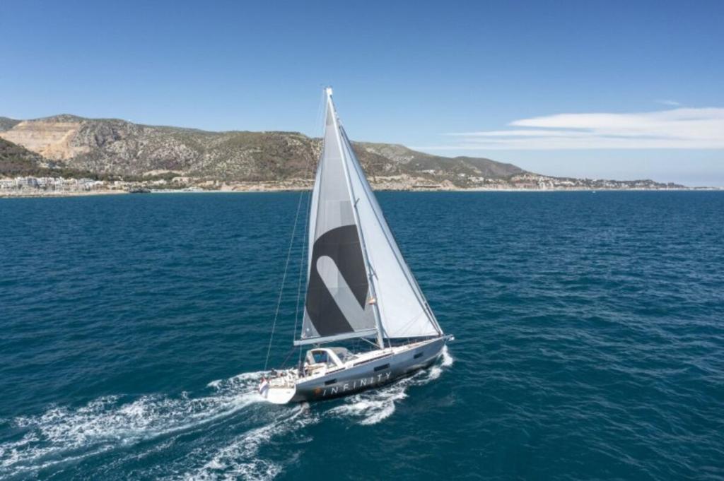 Beneteau Oceanis Yacht 60