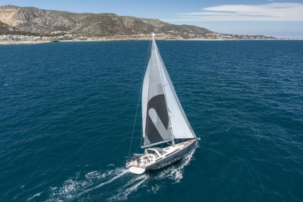 Beneteau Oceanis Yacht 60