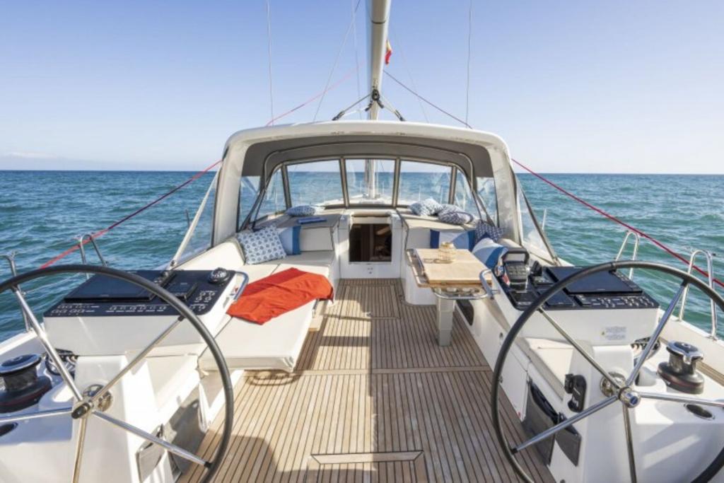 Beneteau Oceanis Yacht 60
