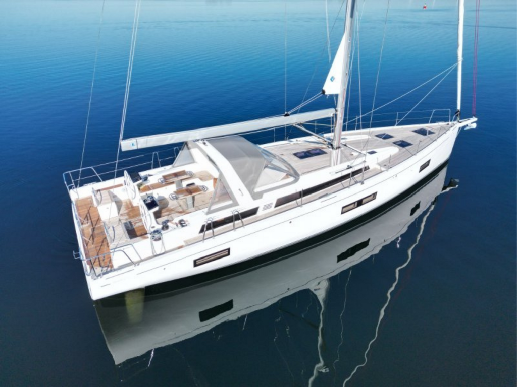Beneteau Oceanis Yacht 54