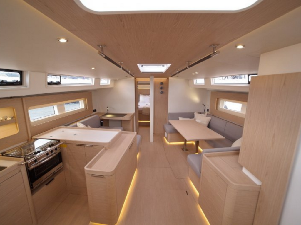 Beneteau Oceanis Yacht 54