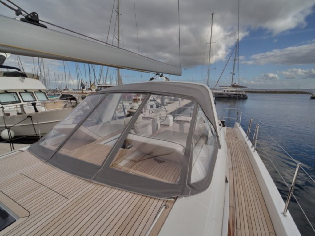 Beneteau Oceanis Yacht 54