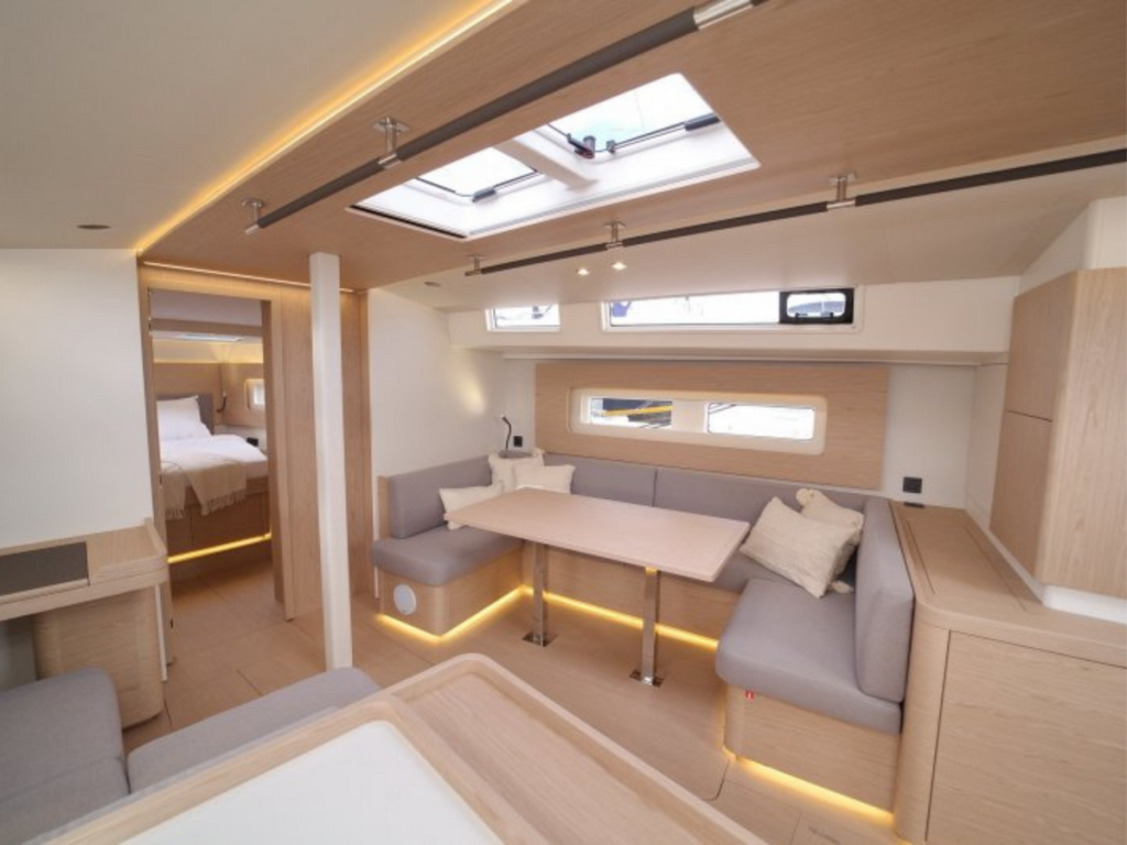 Beneteau Oceanis Yacht 54