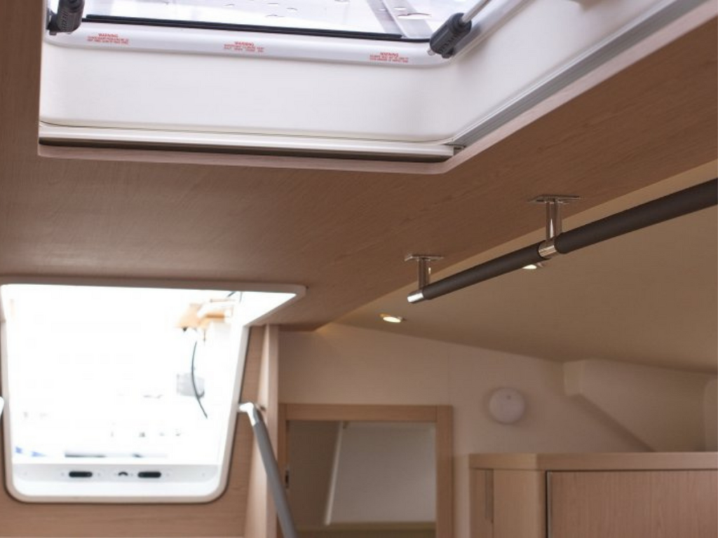 Beneteau Oceanis Yacht 54