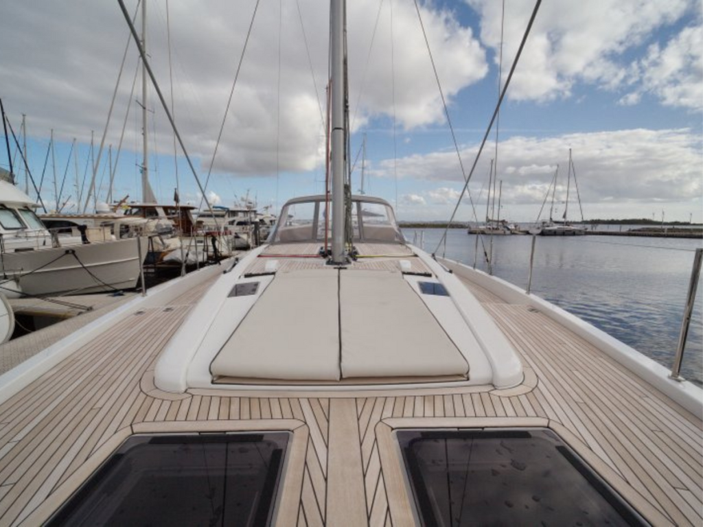 Beneteau Oceanis Yacht 54