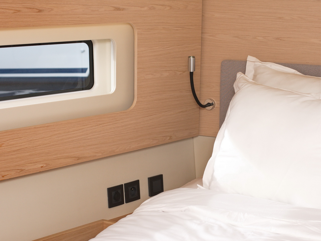 Beneteau Oceanis Yacht 54