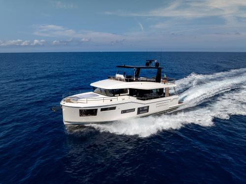 GRAND TRAWLER 63 - IMAGE - EXTERIOR
