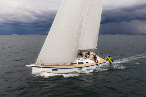 Hallberg-Rassy40CSummerSail19ABylund.jpg